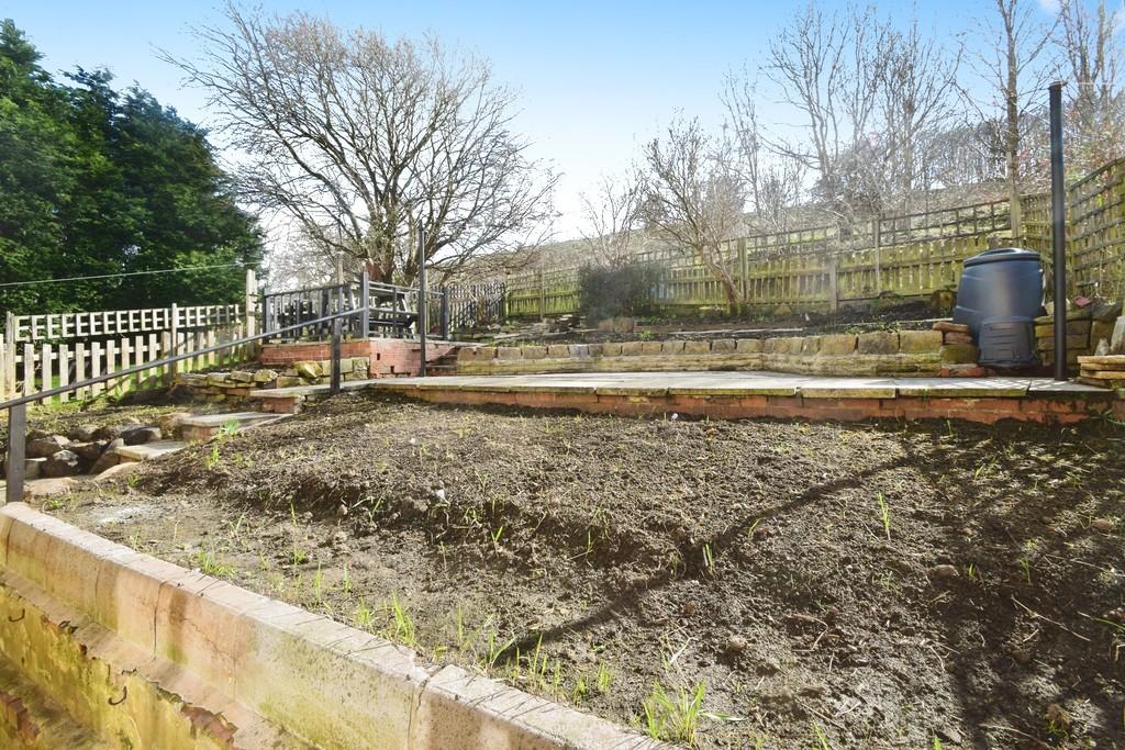 C3a2547a-Garden 203
