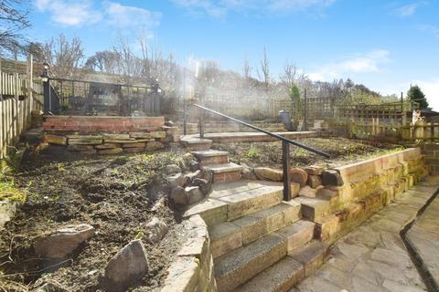55 West Royd Drive, Shipley, BD18 1HN