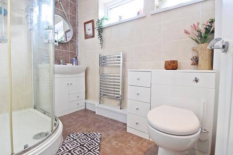 undefined, Llanharry, Pontyclun CF72