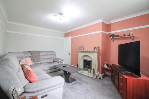 2 bedroom semi-detached bungalow for sale, Odiham Close, Tamworth