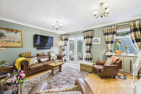 3 bedroom semi-detached house for sale, Willow Road, Barton-under-Needwood