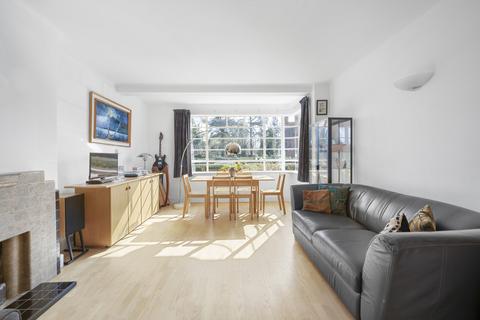 3 bedroom apartment for sale, Greenway Close, London
