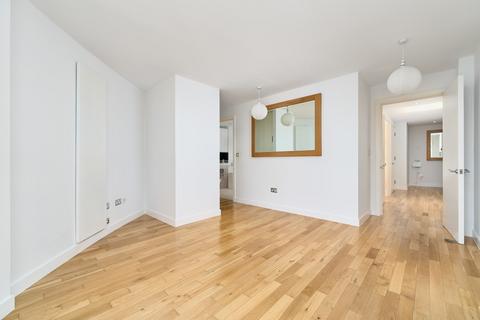 2 bedroom apartment to rent, Upper Richmond Road, Putney SW15