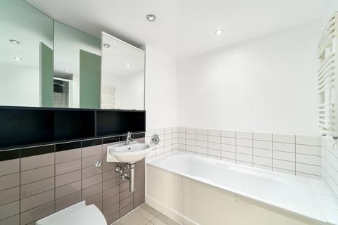 2 bedroom apartment to rent, Upper Richmond Road, Putney SW15