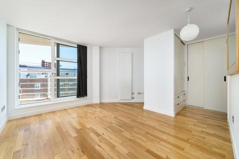 2 bedroom apartment to rent, Upper Richmond Road, Putney SW15