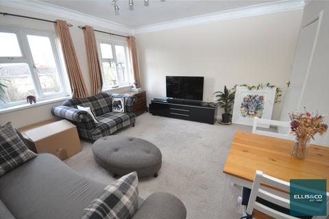 2 bedroom apartment to rent, Granville Place, High Road, London, N12
