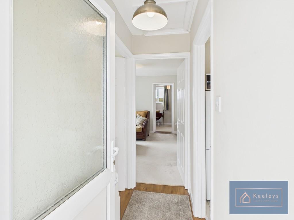 Bungalow entrance hallway