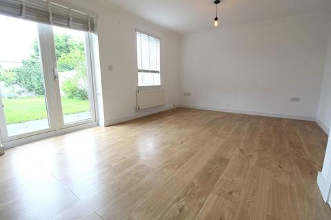4 bedroom townhouse for sale, Banks Drive, Sandy
