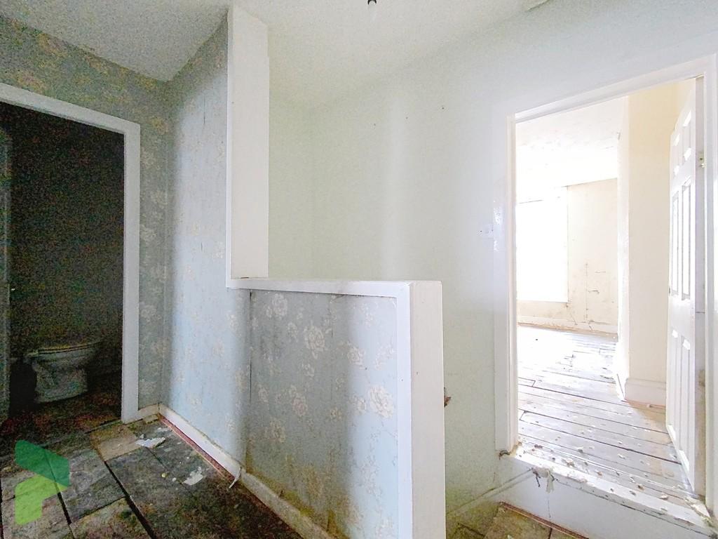First floor landing