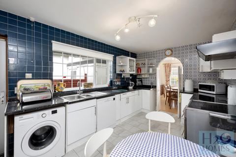 5 bedroom detached bungalow for sale, Bevendean Avenue, Saltdean, Brighton