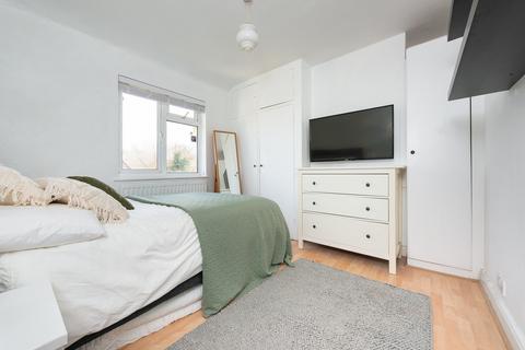 25 Vincent Road, Coulsdon, CR5 3DH