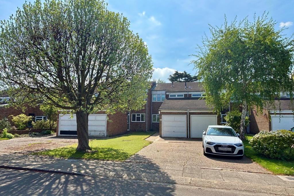 kelsey-park-avenue-beckenham-br3-3-bed-terraced-house-for-sale-600-000