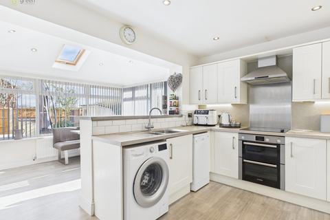 1 Cutworth Close, Sutton Coldfield, B76 2TA