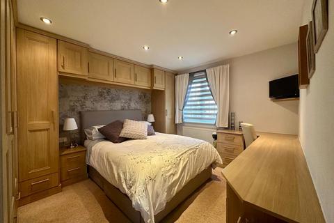 16 Rochford Avenue, Waltham Abbey, EN9 1SD