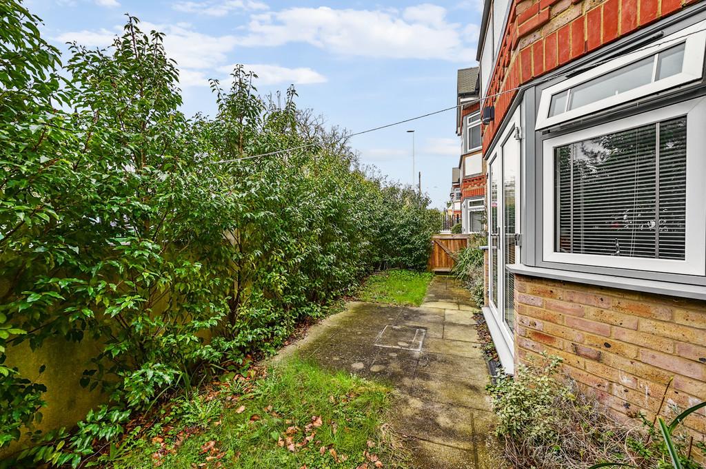 4 Fairway Heights (8)