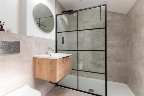 5 Crown Lane, Morden, SM4 5BY