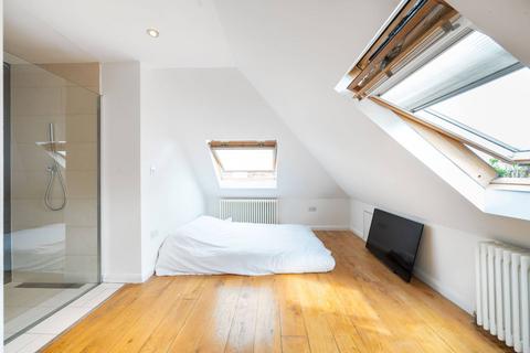 3 bedroom flat for sale, Aylestone Avenue, Queen's Park, London, NW6