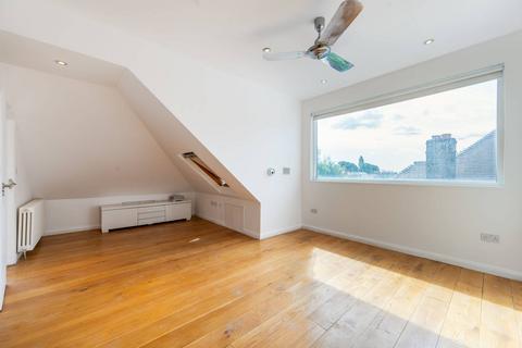 3 bedroom flat for sale, Aylestone Avenue, Queen's Park, London, NW6