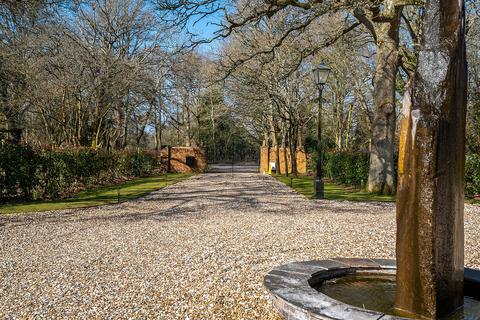 undefined, Reading Road, Padworth Common, West Berkshire, RG7