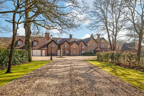undefined, Reading Road, Padworth Common, West Berkshire, RG7