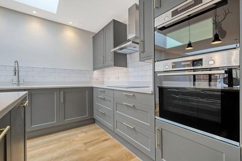 52 Ellesmere Road, London, E3 5QX