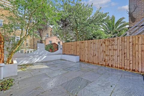 52 Ellesmere Road, London, E3 5QX