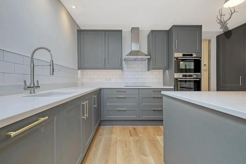 52 Ellesmere Road, London, E3 5QX