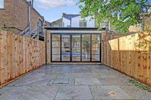 52 Ellesmere Road, London, E3 5QX