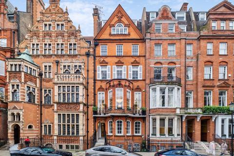 3 bedroom flat for sale, Cadogan Square, Knightsbridge