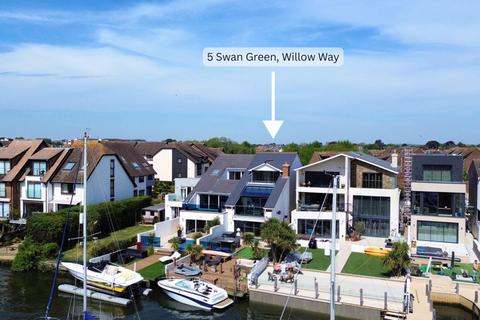 undefined, Willow Way, Christchurch