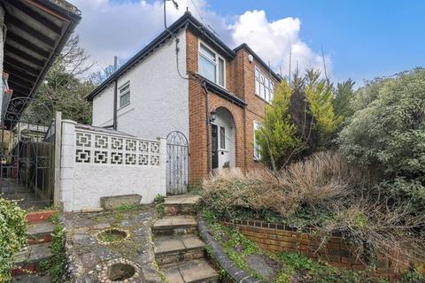 7 Famet Close, Purley, CR8 2DX