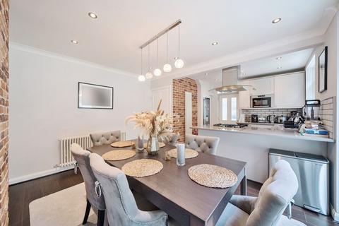 7 Famet Close, Purley, CR8 2DX