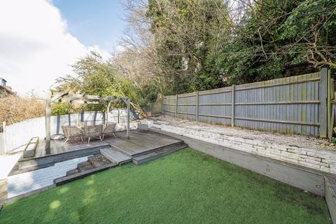 7 Famet Close, Purley, CR8 2DX