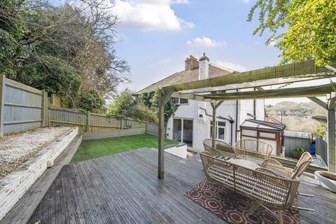 7 Famet Close, Purley, CR8 2DX