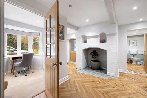 6 Aldridge Road, Little Aston, Sutton Coldfield, B74 3BQ