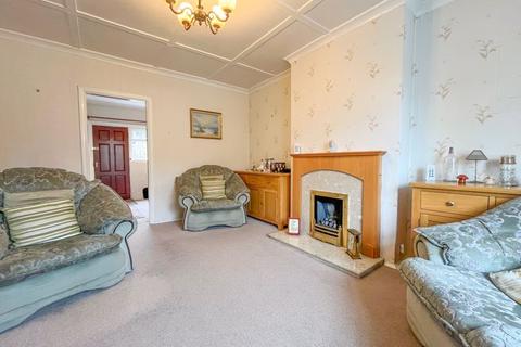 3 bedroom semi-detached house for sale, Hawthorn Road, Wolverhampton