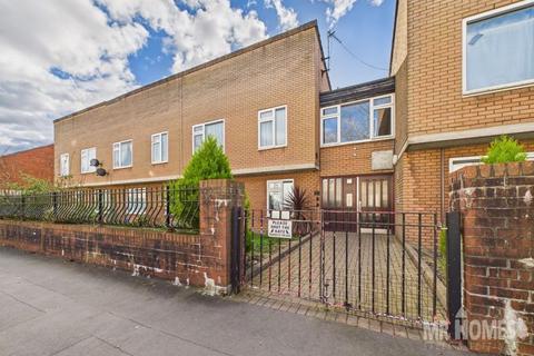 1 bedroom ground floor flat for sale, Hewell Court, Sevenoaks Street, Grangetown, Cardiff CF11 7HD