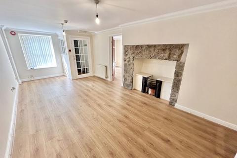 3 bedroom terraced house for sale, Castle Street, Conwy