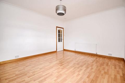2 bedroom apartment to rent, Parkfoot Street, Kilsyth