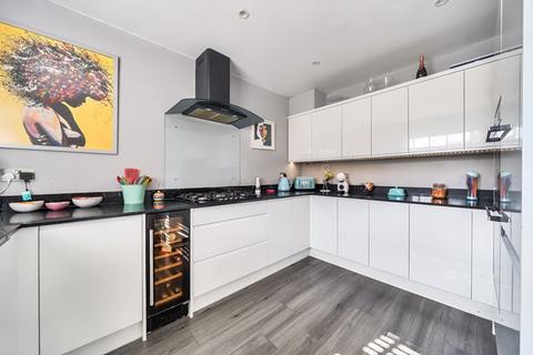 20 Bramley Road, East Peckham, Tonbridge, TN12 5BW