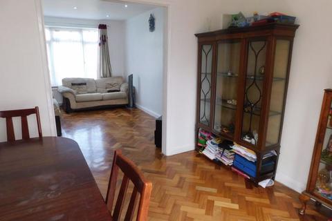 3 bedroom semi-detached house to rent, Raymond Road, Slough