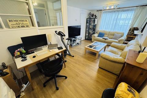 11 Hermes Walk, Northolt, UB5 6TG
