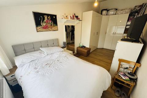 11 Hermes Walk, Northolt, UB5 6TG