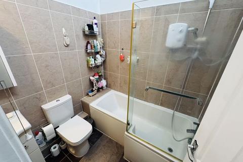 11 Hermes Walk, Northolt, UB5 6TG