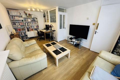 11 Hermes Walk, Northolt, UB5 6TG