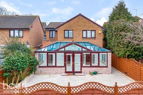 4 bedroom detached house for sale, Chasewood Avenue, London