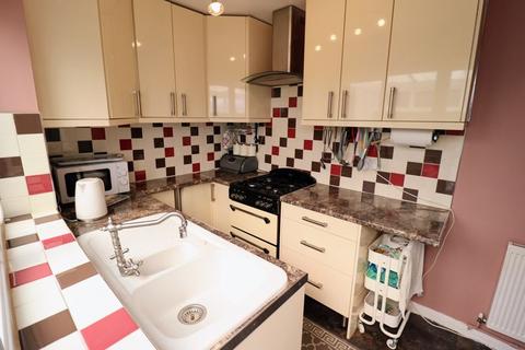 2 bedroom semi-detached bungalow for sale, Milton Grove, Bletchley, Milton Keynes