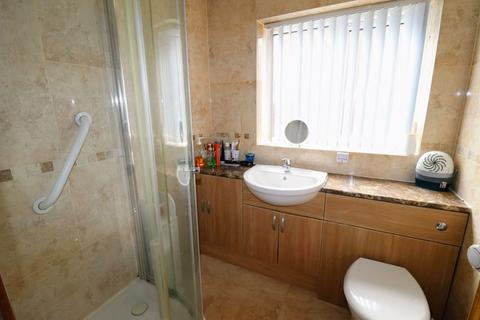 2 bedroom semi-detached bungalow for sale, Milton Grove, Bletchley, Milton Keynes