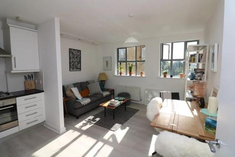 1 bedroom apartment to rent, Somerford Grove | N16