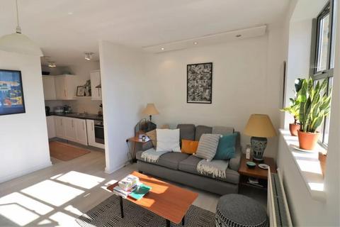 1 bedroom apartment to rent, Somerford Grove | N16